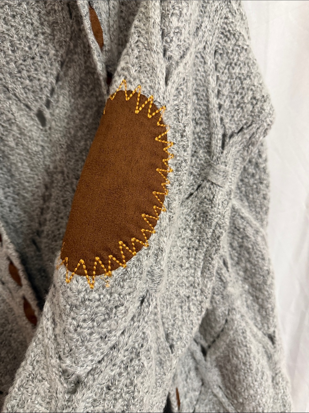 POL Light Gray Open Cable-Knit Cardigan with Brown Elbow Patches - Picture 4 of 16